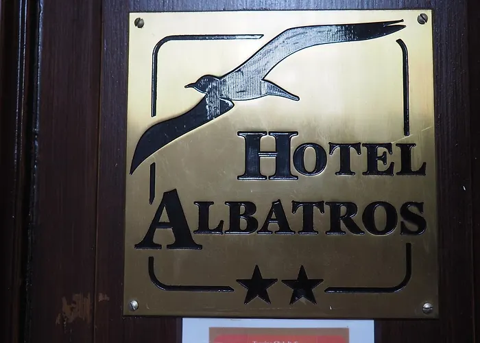 酒店 Albatros 阿伦扎诺